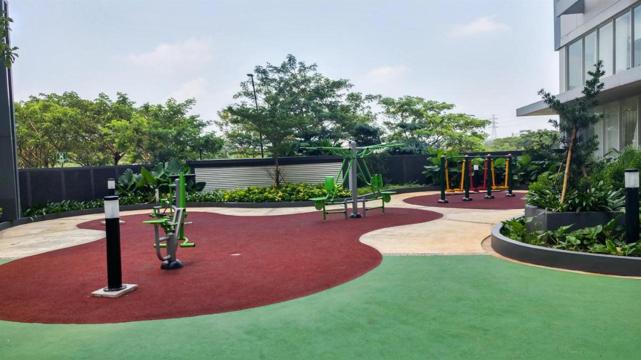 Affordable 2BR Casa De Parco BSD Apartment By Travelio Tangerang Exterior foto